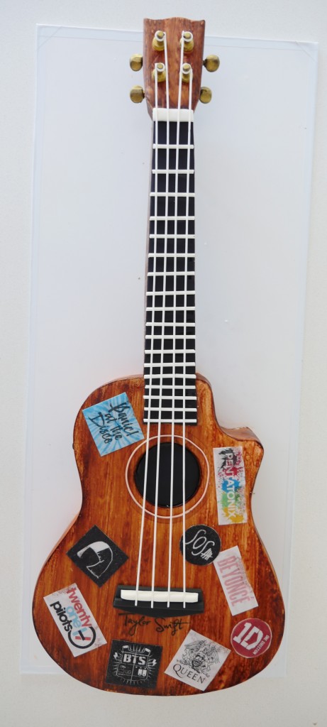how to make a guitar cake