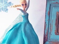 Frozen Elsa Cake